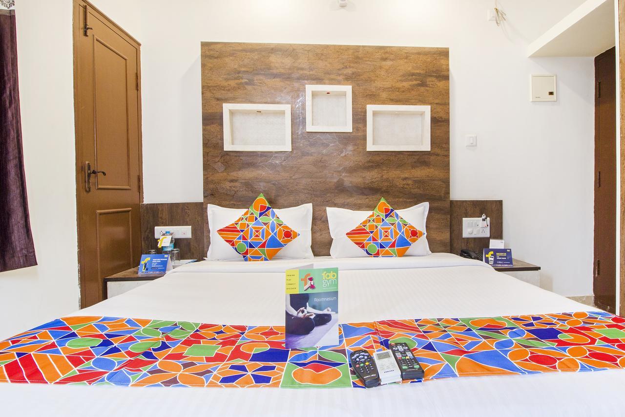 העיר בנגלור Fabhotel Crown Suites - Nr Sony Signals מראה חיצוני תמונה